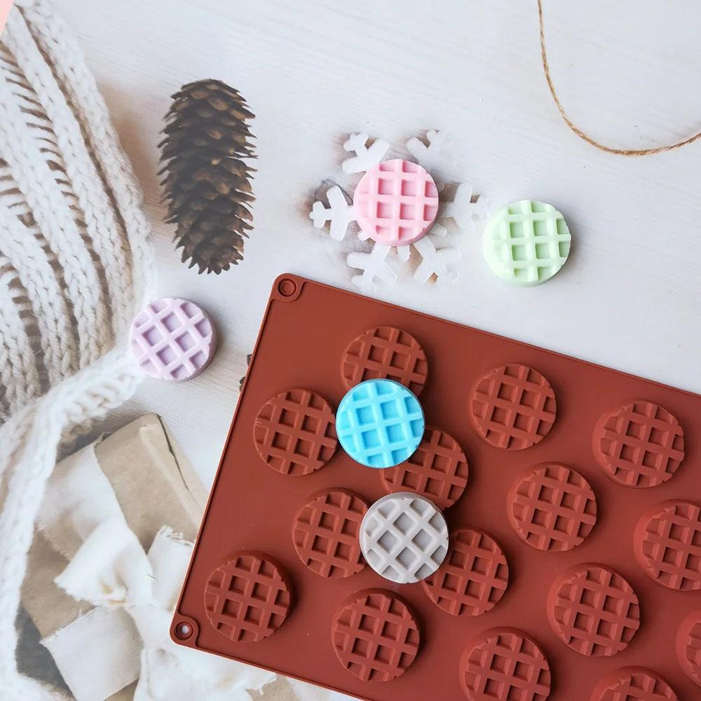 Cute Round Waffle Making Mold Practical Chocolate Making Tool Aroma Candle Silicone Mold