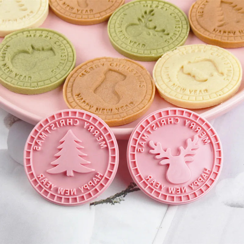 9Pcs 3D Christmas Cookie Cutters Biscuit Mold Santa Snowman Tree Elk Cookie Mould Stamp Xmas New Year Party Decor Baking Tools