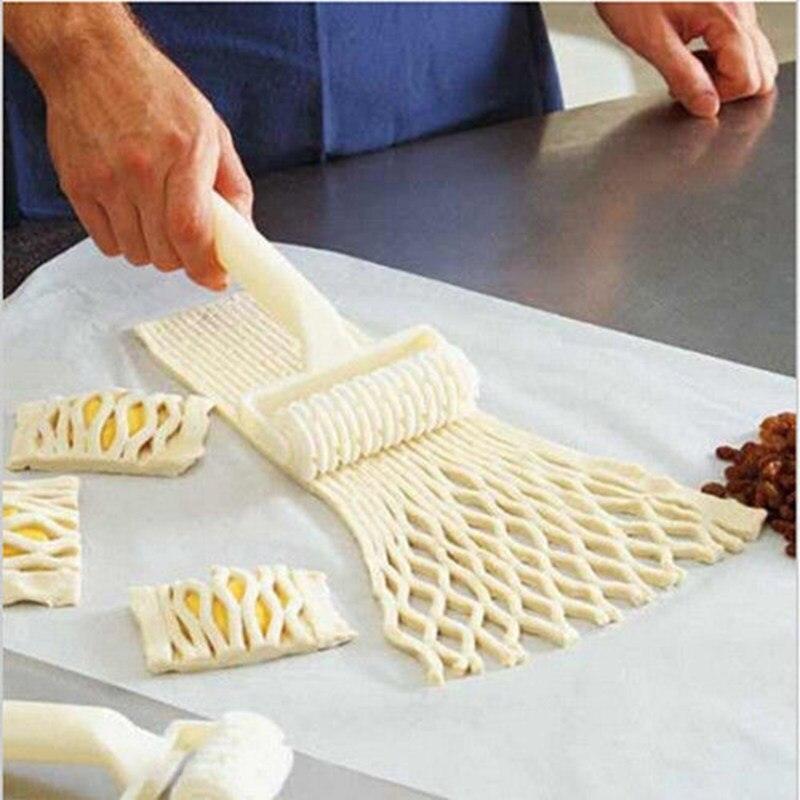 Newly 1Pc DIY Plastic A Mesh Modeling Dough Cutter Cake Hob Fondant Mold Tool Baking Tool Pizza