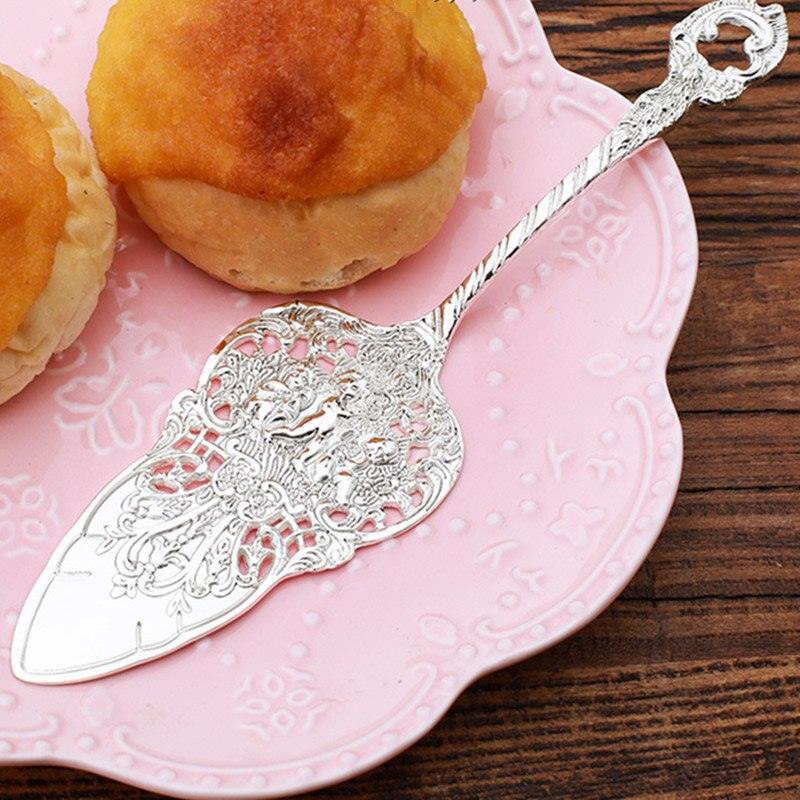 Royal Embossment Pizza Dessert Shovel Dinner Knife Hollow Out Long Handle Cake Knife Server